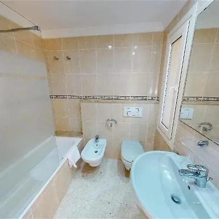 Adosado En Nova Prázdninový dům Oliva