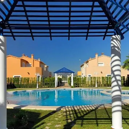 Prázdninový dům Adosado En Nova